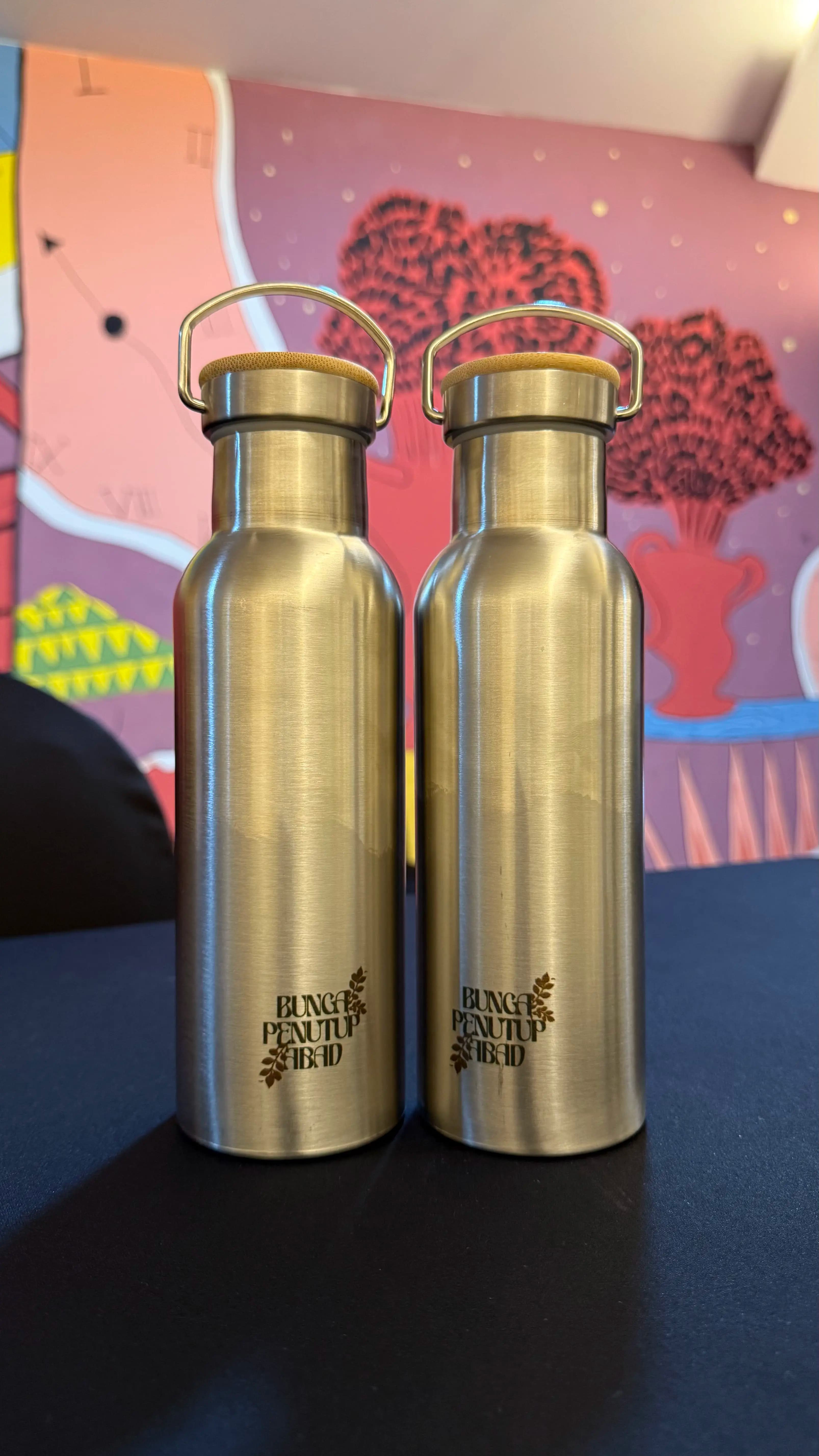 20 Memorable & Unmarketable Reunion Souvenirs — Suitable for Elementary, Middle School, High School and Family Reunions