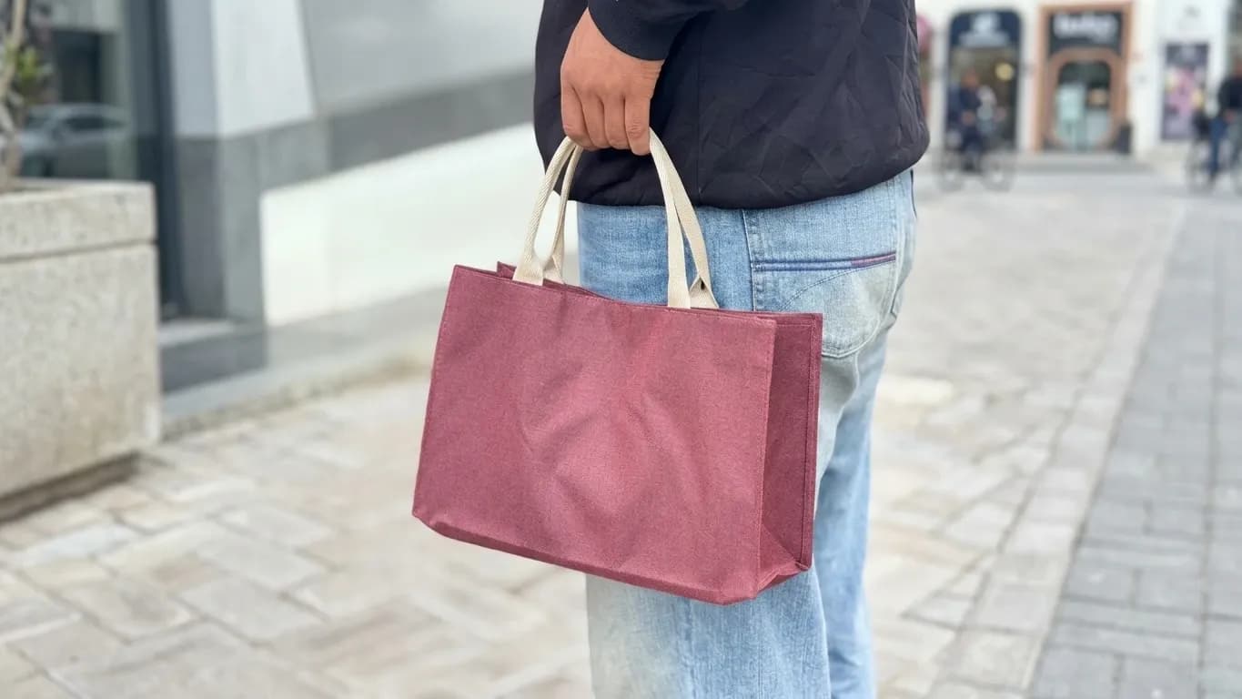 Tren Custom Tas Kekinian yang Cocok buat Acara Kantor dan Sarana Marketing Perusahaan